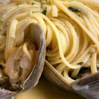 Linguini white clam sauce. · 