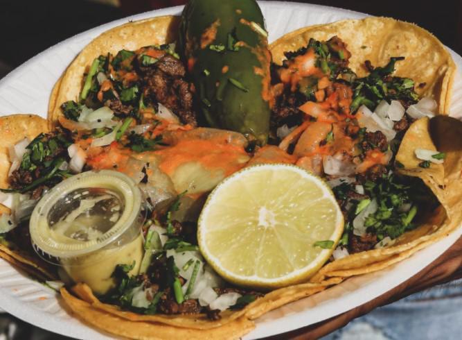 Terraza Food Truck · Dinner · Food Truck · Hamburgers · Lunch · Tacos