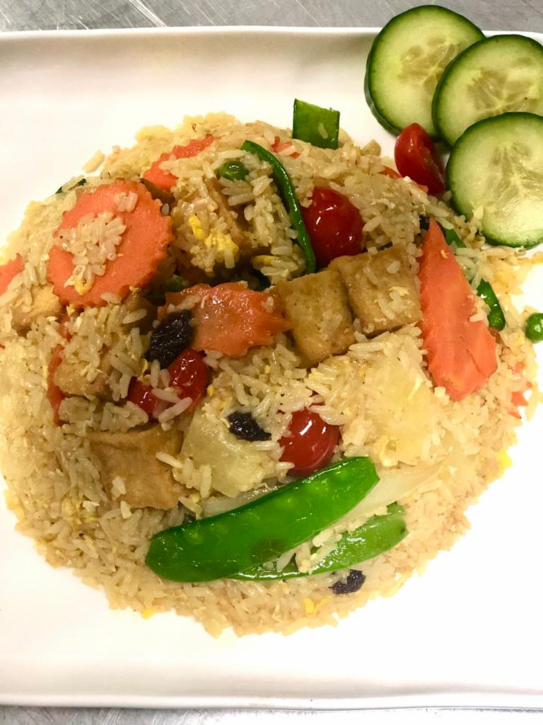 Rutchada Thai Cuisine · Curry · Lunch · Noodles · Salads · Soup · Thai