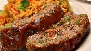 Meatloaf Dinner · 2 pieces, served with 2 sides and a muffin or bread.