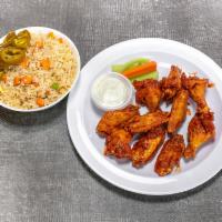 #1. Wings and Rice Combo · 10 alitas con arroz frito.