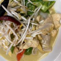 Green Curry Noodle · Wide Noodle steamed topped with Green curry sauce with basil, bell pepper, bamboo. Served wi...