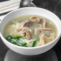 64. Beef Stew Clear Broth Noodle Soup清燉牛肉麵 · 