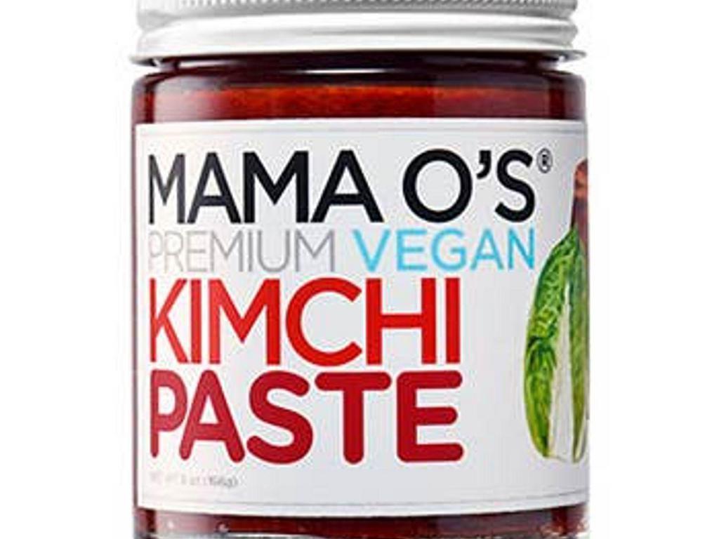 Mama O's Vegan Kimchi Paste · The first of its kind to make your own kimchi at home but vegan. Also a delicious cooking aid to spice up your dishes! 
Size: 6 oz. 