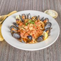 Linguine Frutti Di Mare · Mussels, baby clam sauce, shrimp, calamari and marinara.