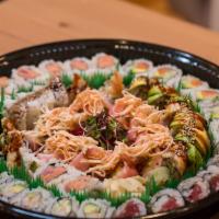 Maki 1 · 2 to 3 people. Californial roll, tuna roll, Alaskan roll, shrimp tempura roll, dragon roll, ...