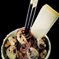 6. Black Humor · Chocolate flavor, Oreo, brownie, mix. Topped with Pocky, chocolate cookies, and waffle.