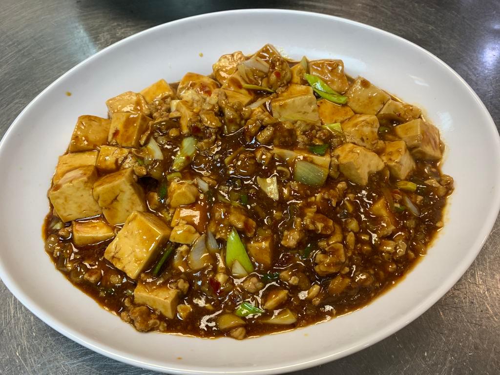 YuFeng Asian Cuisine · Asian · Chicken · Noodles · Soup