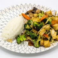 Donburi · Stir-fried vegetables served with steamed rice.