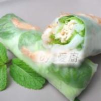 2 Spring Rolls · Shrimp, vermicelli, bean sprouts, lettuce and mint leaves.