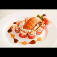 Fantasy Lobster Roll · Fresh lobster mix, with crunch, cucumber and caviar with spicy mayonnaise and ginger sauce.