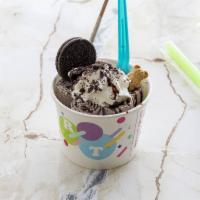 3. Crec's Secret Ice Cream · Oreo. Topping:  oreo and oreo pocky with chocolate syrup.