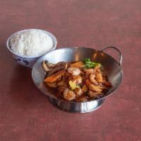 T4. Shrimp in Garlic Sauce · Shrimp, water chestnuts, broccoli & bamboo shoots in spicy garlic sauce. Spicy.