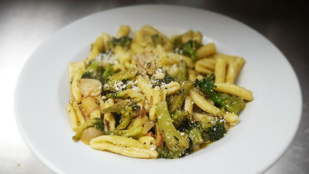 Cavatelli Broccoli · Sauteed broccoli in a garlic, olive oil and white wine sauce.