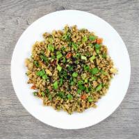 Kickin' Chicken Fried Rice · Diced chicken breast, scrambled whole eggs, brown rice, peas, chopped broccoli and carrots t...