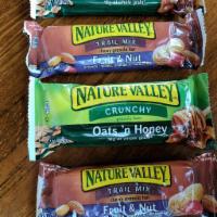 Nature Valley Bar · Oats and honey.