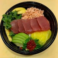 Tuna Donbury · 5 PCs tuna . Seaweed salad . Avocado .and oshinko over sushi rice.miso soup come with it 