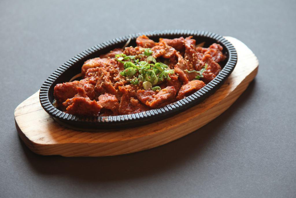 Kara Buta Itame · Stir-fried spicy pork.