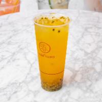 Passion Fruit Green Tea 百香果綠茶  · Fresh Passion Fruit From Taiwan. Recommend 70% Sugar.  Only Serve in Cold. 