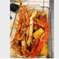 King Crab Boil · 1 Lb king crab, shrimp, mussels, crawfish，potato, corns.Choose your sauce: butter garlic, Ca...