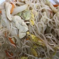 58. Chicken Chow Mei Fun · Soft thin noodles.