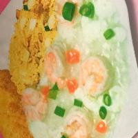 C18. Shrimp with Lobster Sauce Combo Plate · Served with roast pork fried rice and egg roll.