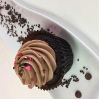 Choco-ho-lic Cupcake · Chocolate cake with chocolate buttercream icing.
