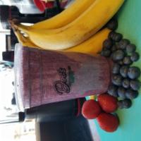The Classic Smoothie · Blueberries, strawberries, bananas, protein (vanilla), base (almond milk).