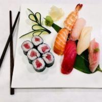 Sushi Regular Entree · Chef's 8 pieces. Assorted sushi and 1 tuna roll.