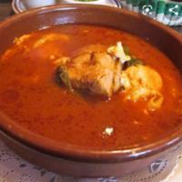 Caldo de pollo · Chicken soup 