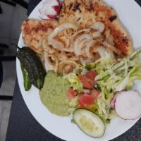 Pechuga Asada · Servido con Arroz, frijoles y tortillas. Grilled chicken breast. Served with rice, beans and...