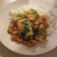 Shrimp with Broccoli Platter · Served with white  rice and house green salad.