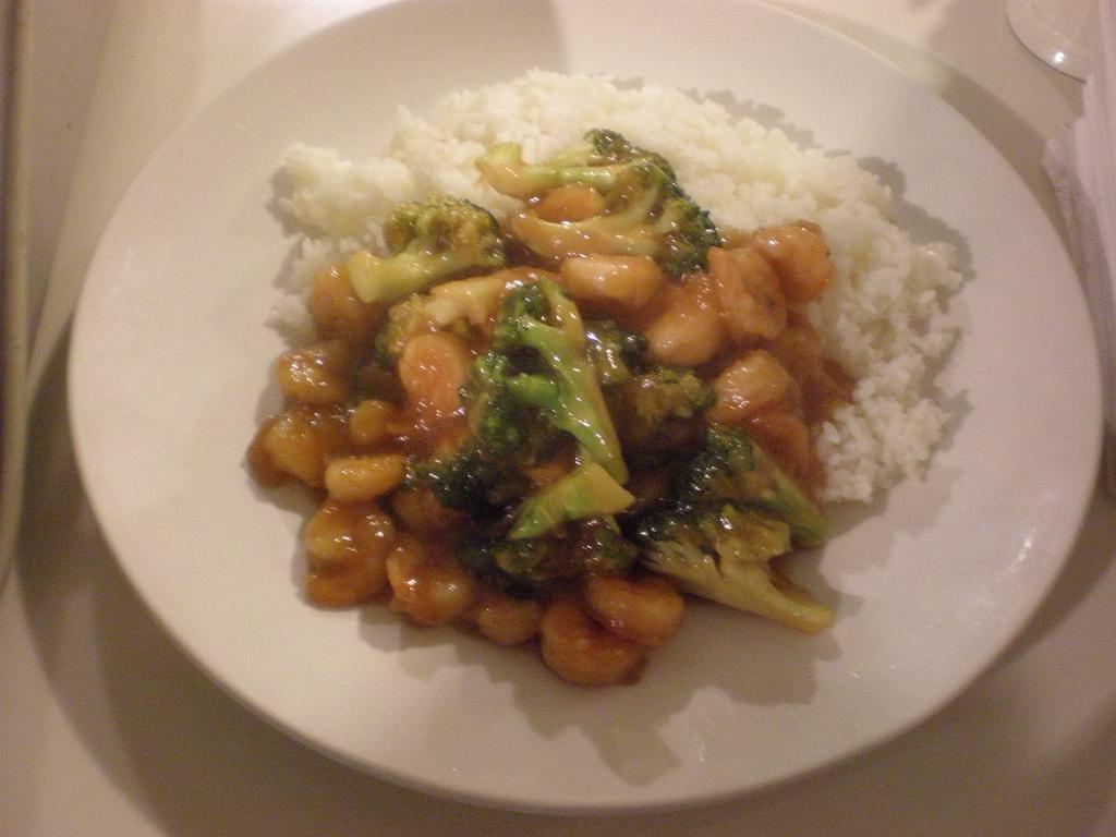 Shrimp with Broccoli Platter · Served with white  rice and house green salad.