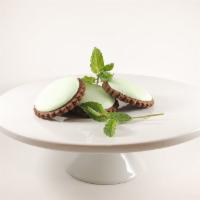 Chocolate Mint Cookies · Delicious and moist chocolate cookie topped with a mint flavor buttercream icing.