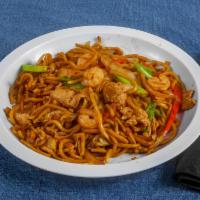 House Special Lo Mein · Chicken, shrimp, pork and crab meat.