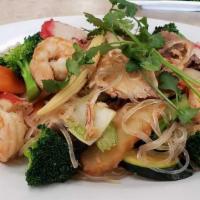 S3. Hu Tieu/My Xao Thap Cam · Stir fried noodle (Rice noodle or Egg noodle or Yakisoba) with vegetable and Combo meats ( S...