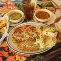 Big Boy Plato Mexicano · 1 relleno, 1 emchilada & 1 taco.