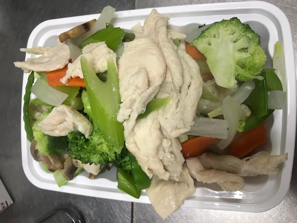 Steamed Chicken with Mixed Vegetables · With rice, choice of sauce on the side. Served without salt, sugar and corn starch. 