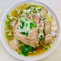  Beef Phở · Noodle, slice of round steak, beef meatball.