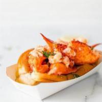 Connecticut · Lobster, Hot Butter, Lemon, Chives and Roll