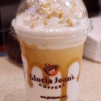 Vanilla Caramel Avalanche Chiller · Creamy vanilla with sweet caramel blended to perfection.