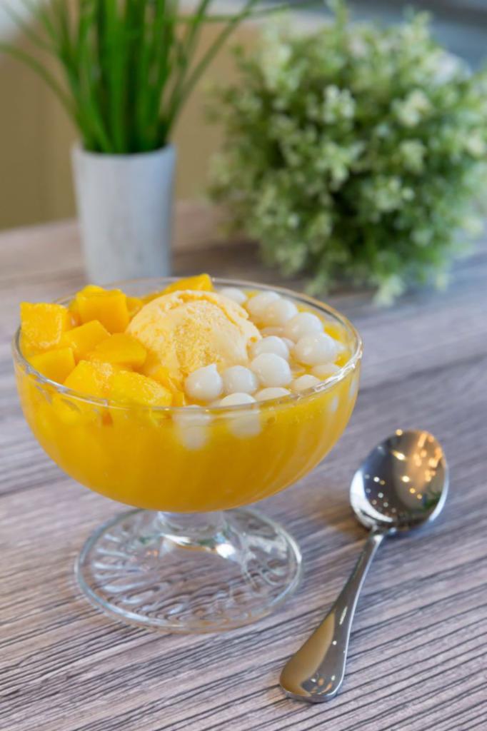 A4. Mango Juice with Rice Ball · Gluten free.