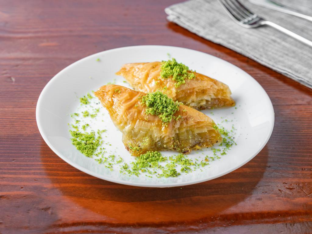 Sobiyet · Triangle shaped baklava with clotted cream. Classic baklavas by the lb.
