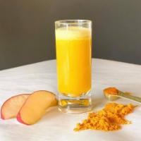 Turmeric Revival  · Pineapple, Green Apple, Lemon, Ginger, Turmeric, Black Pepper