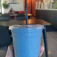 Blue Shake · Strawberry, banana, blue spirulina, vegan vanilla protein, coconut milk.
