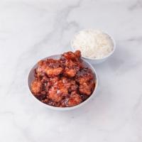 General Tso Chicken · Lightly battered chicken stir -fried in sweet and tangy garlic sauce