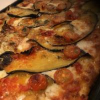 Randazzo Pizza · Personal round, 8 slices. Large, 8 squares 