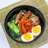 N3 韩式泡菜面 Korean Kimchi Noodle · w/kimchi, roast pork, shanghai greens,egg,scallion, in pork bone soup
