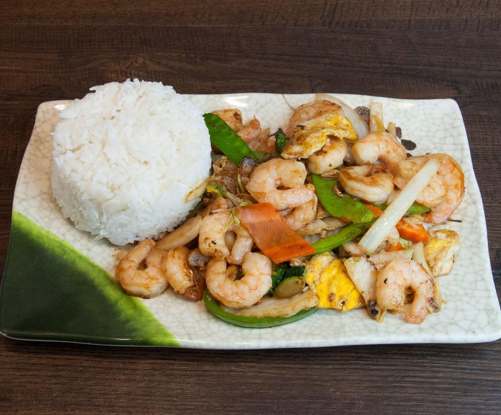4. Hibachi Shrimp Combo · Served with bean sprout, green pepper, onion, zucchini, snow peas, scallion, broccoli, mushroom, Napa cabbage, pineapple and carrot.