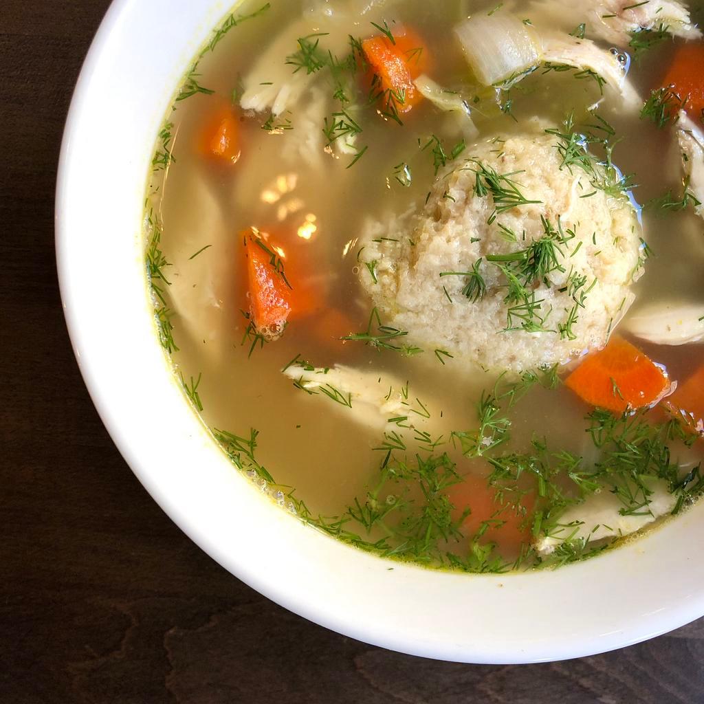 CHICKEN MATZOH BALL (32 oz) · This item requires heating
Better Than Bubbies, Chicken, Vegetables, Dill
